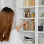 Dicas de armazenamento para pequenos espaços de cozinha