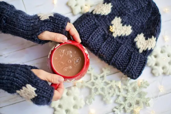 Que tal um chocolate quente para aquecer o seu inverno?